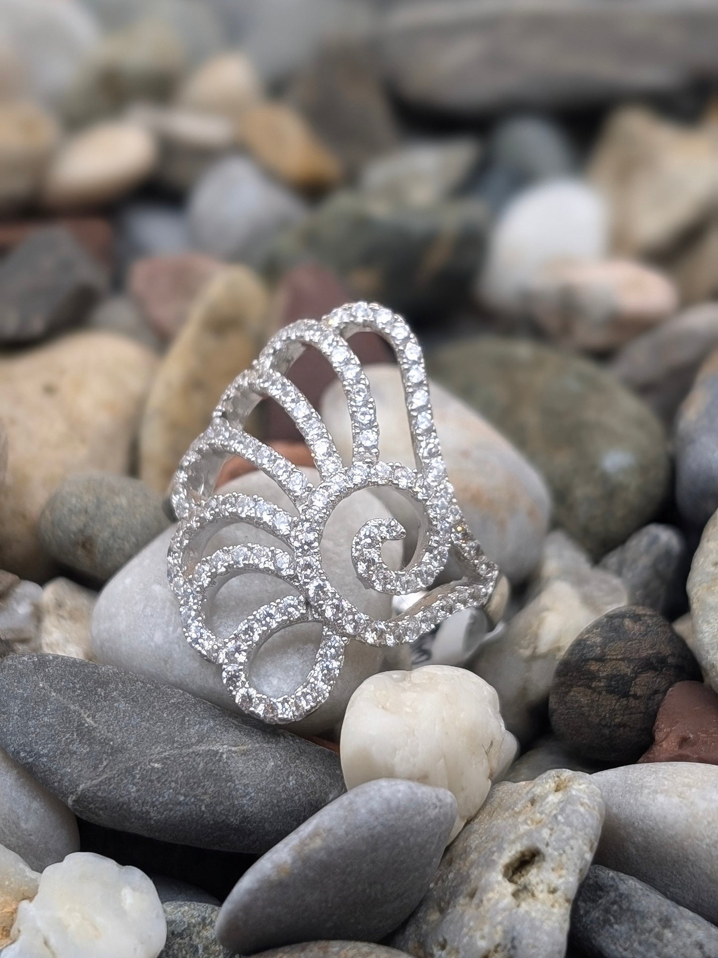 Fan-shaped Silver Ring with Zircon