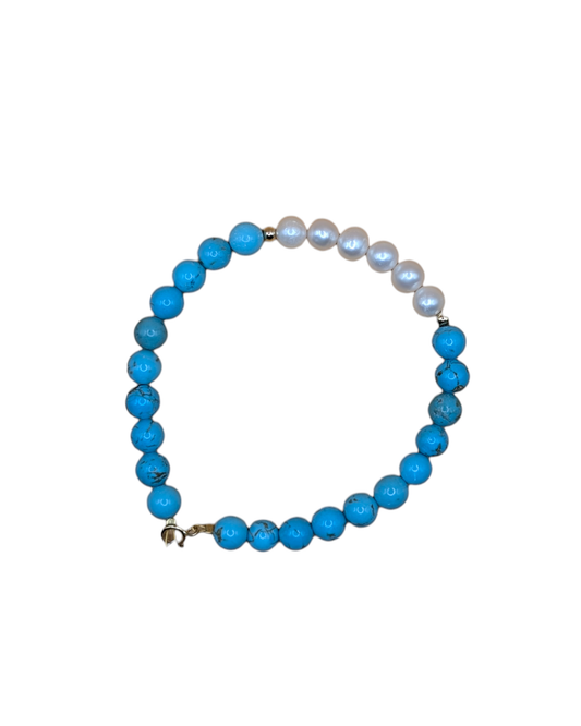 Bracelet with turquoise stones and pearls